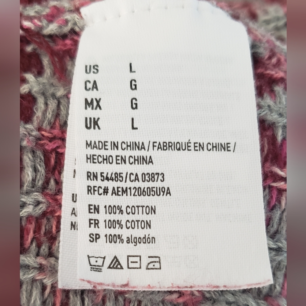 American Eagle Outfitters Gray and Burgundy V-Neck Sweater - Picture 9 of 9